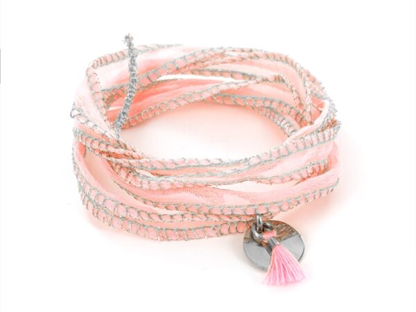 Bracelet soie rose pompon rose et petite médaille acier à personnaliser | Couleur pompon : Rose