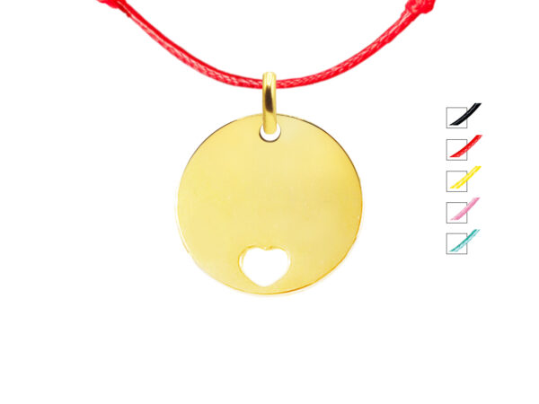 Collier cordon ajustable décoré d'une médaille ronde avec cœur ajouré en acier inoxydable doré