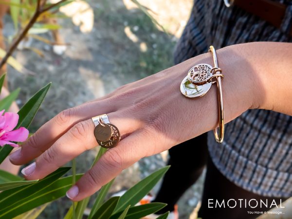 Bracelet jonc arbre de vie et médaille acier doré à personnaliser