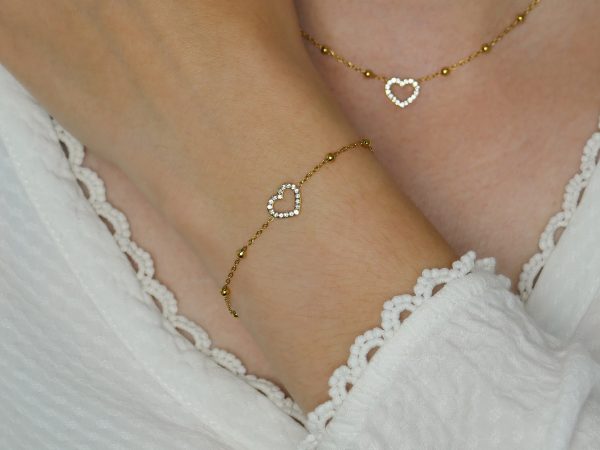 Bracelet cœur oxydes de zirconium en acier inoxydable doré