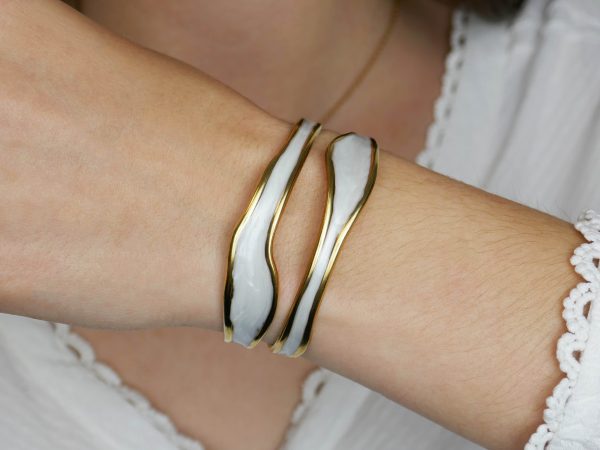 Jonc ajustable émail coloré en acier inoxydable doré