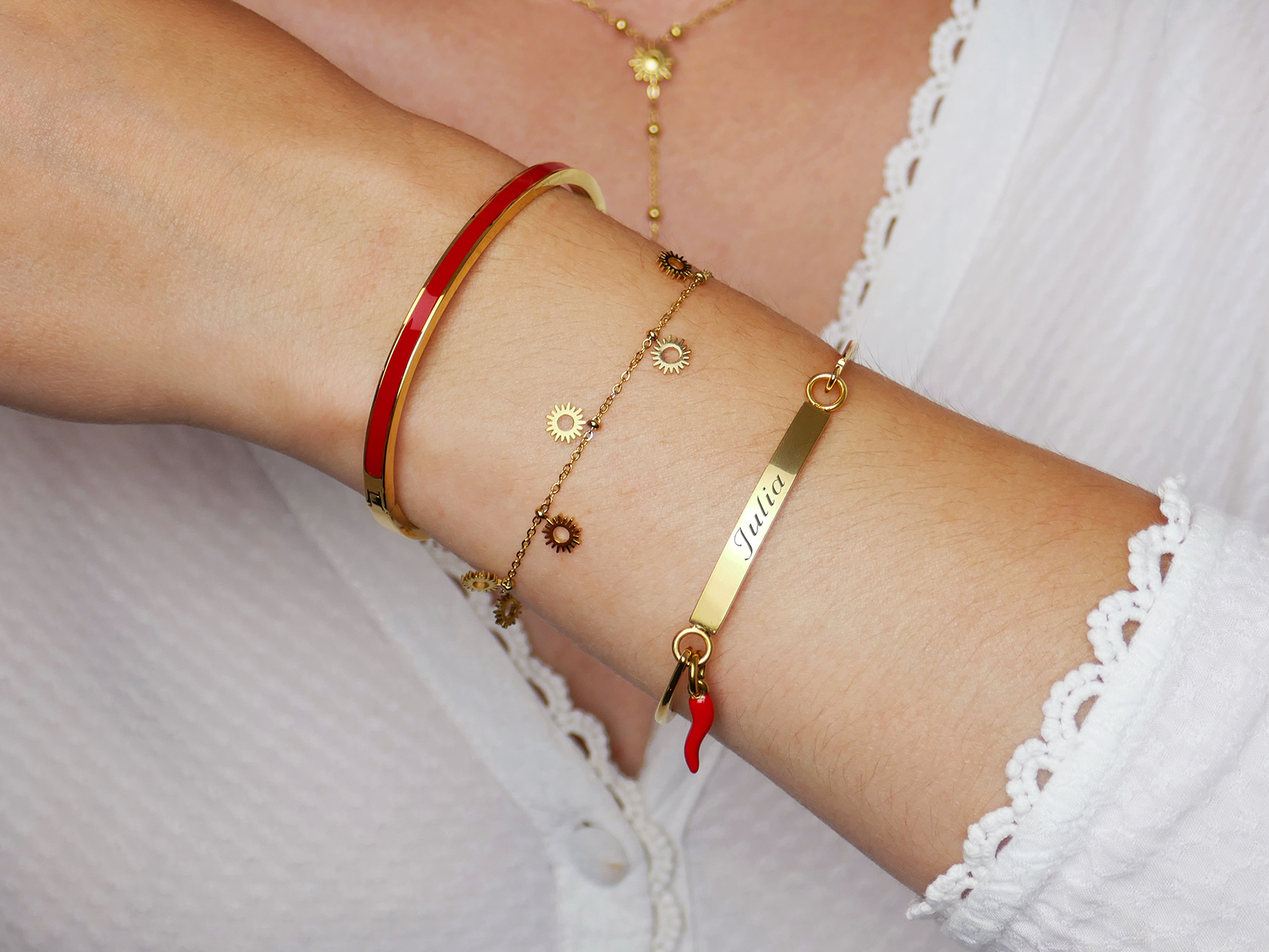 JNCGCORNEAB-GOLDRED-BRABRELSUN-GOLD-JNCFEMA-GOLDRED-1.jpg