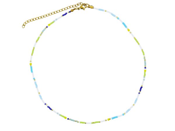 Collier agrémenté de perles japonaises colorées