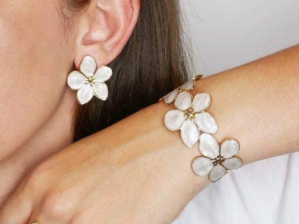 Jonc ajustable fleurs colorées en acier inoxydable doré